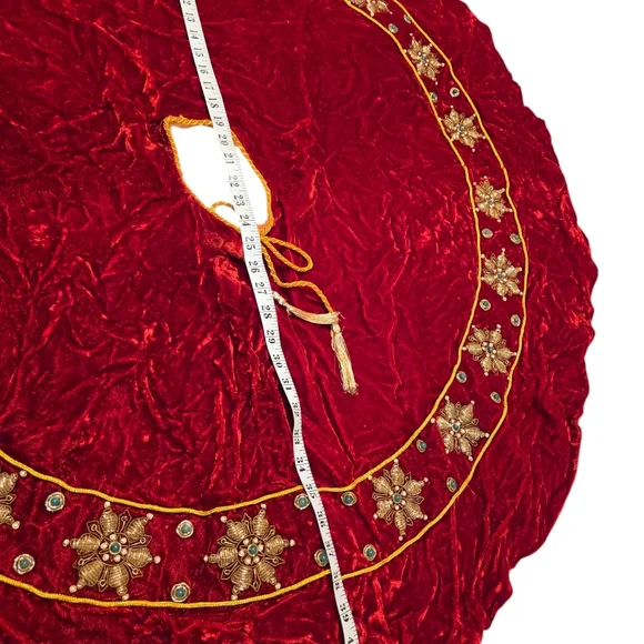 $930 Sudha Pennathur Red Beaded Velvet Tree Skirt, 40 Master EmbroideredFancy